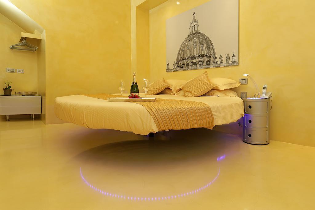 Myrome Vatican Bilik gambar